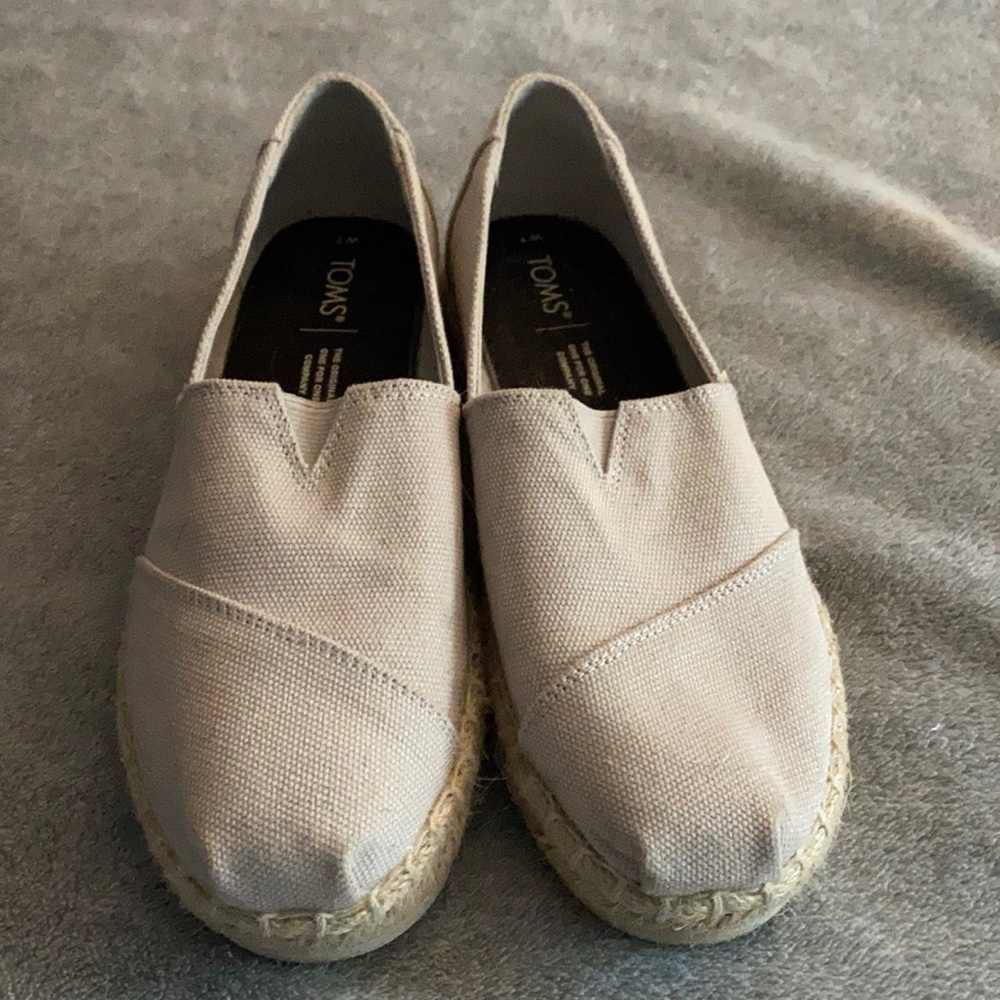 Tom’s Worn twice!